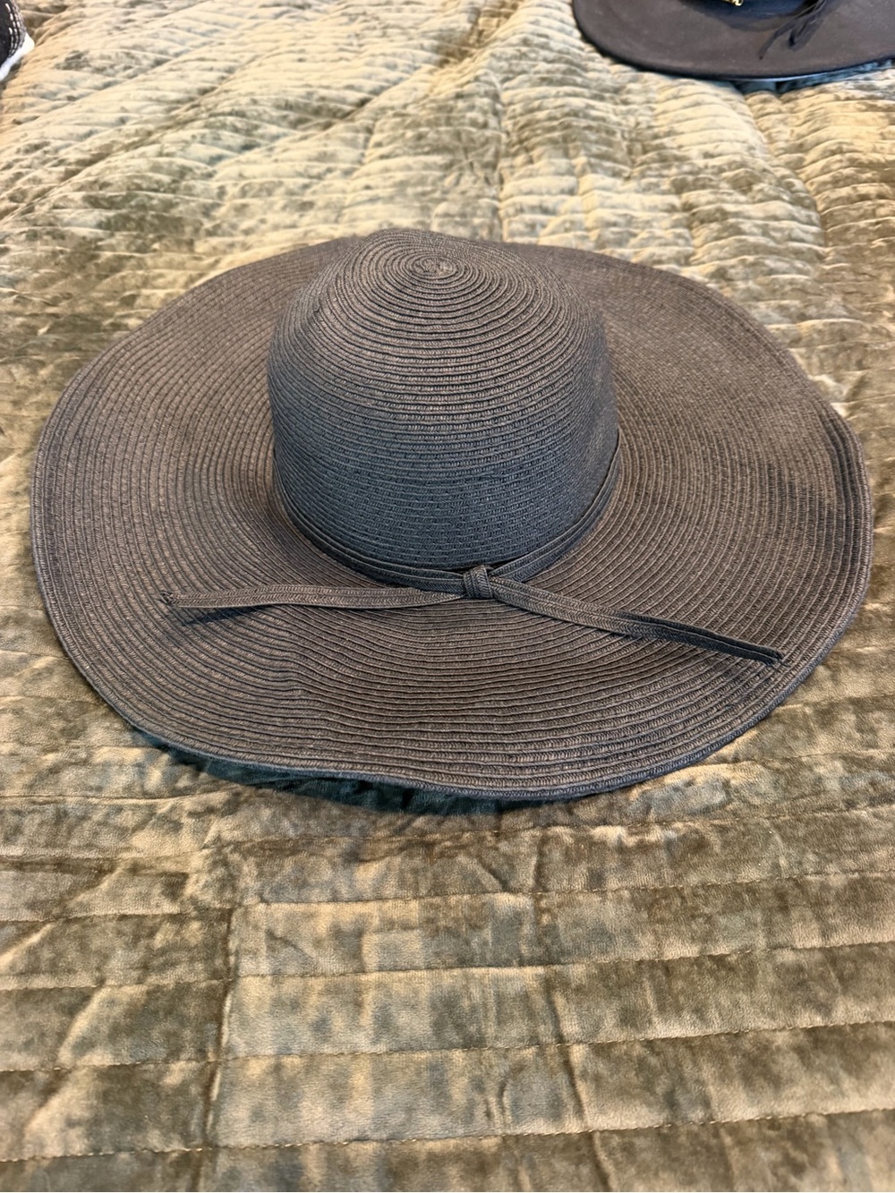 Sun ’N’ Sand Black Wide Brim Floppy Sun Hat UPF 50+ Beach Vacation
